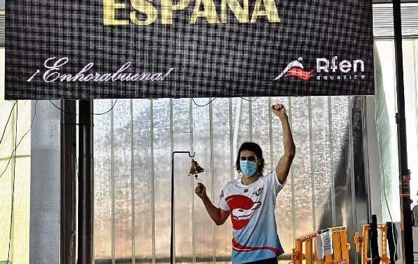 La A.D. Natación Móstoles bate el Record de España en 200m espalda en Castellón.